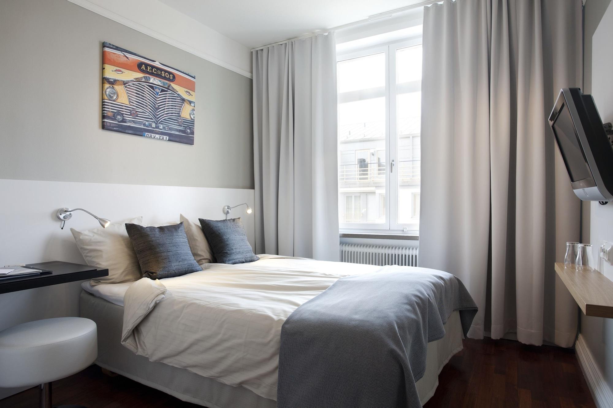 Hotel Oerebro Kültér fotó