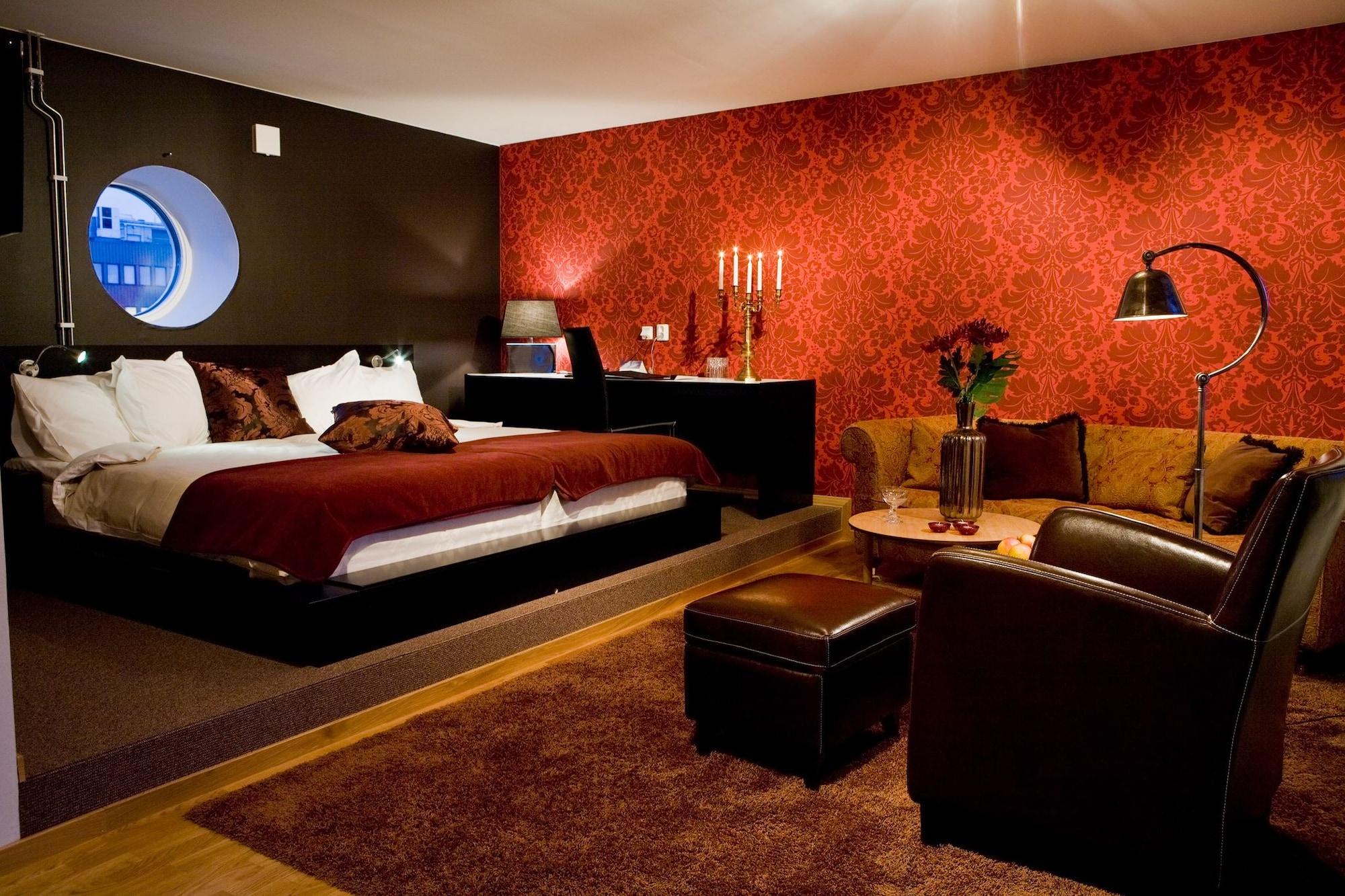 Hotel Oerebro Kültér fotó